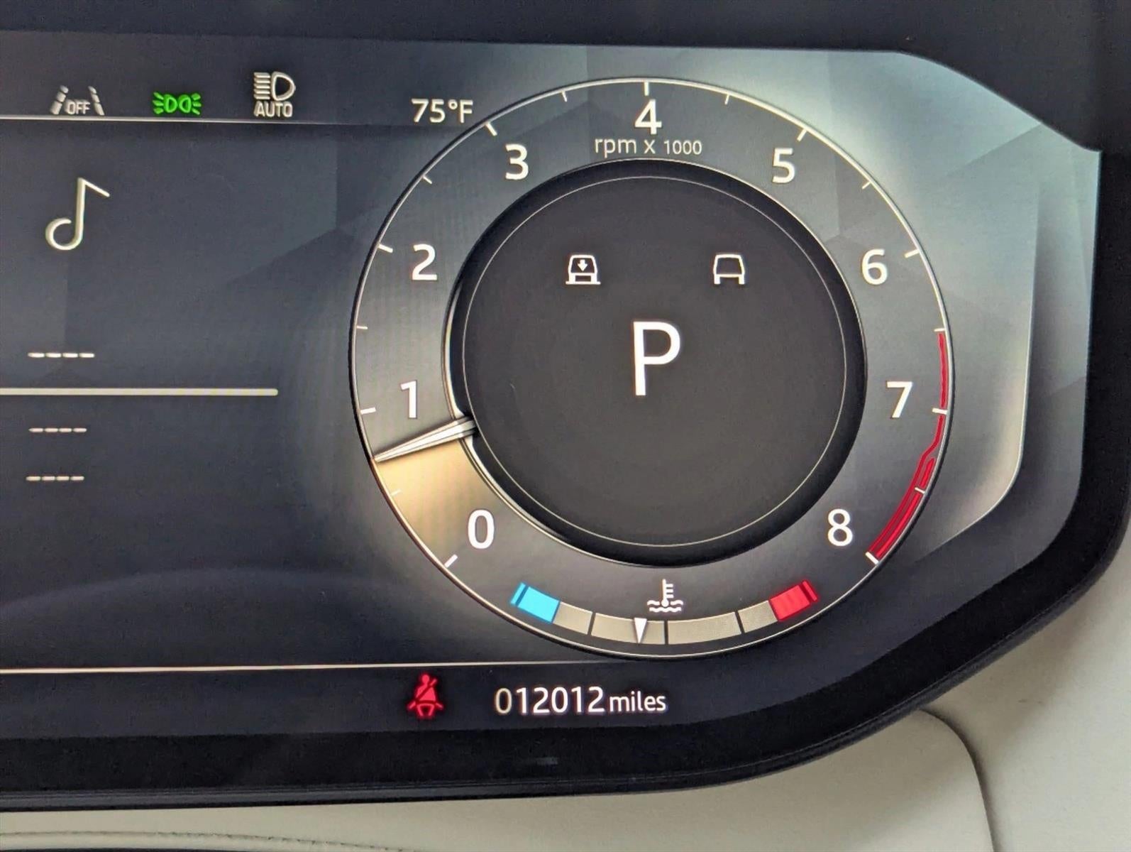 2025 Land Rover Range Rover P530 SE SWB