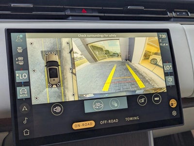 2025 Land Rover Range Rover P530 SE SWB