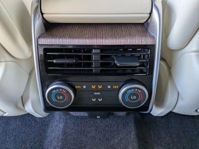 2025 Land Rover Range Rover P530 SE SWB