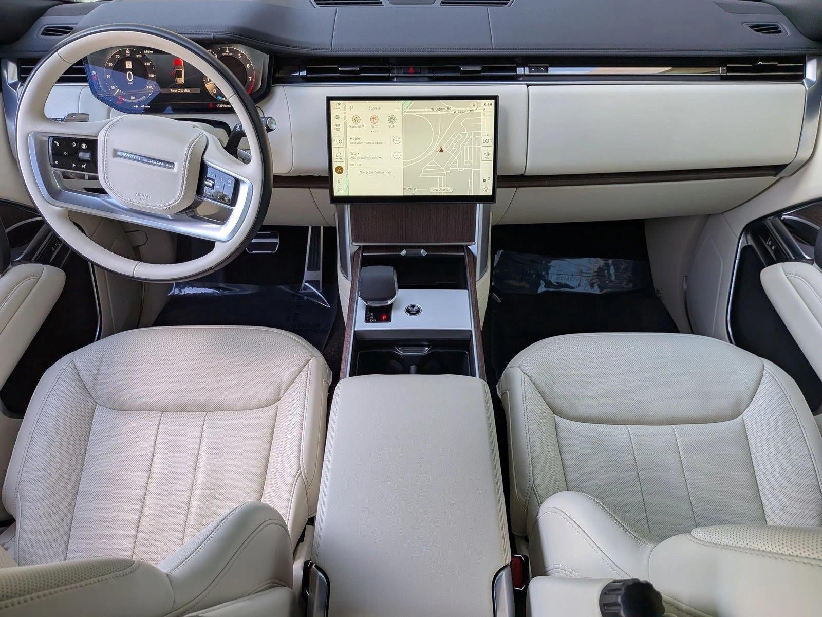 2025 Land Rover Range Rover P530 SE SWB