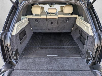 2025 Land Rover Range Rover P530 SE SWB