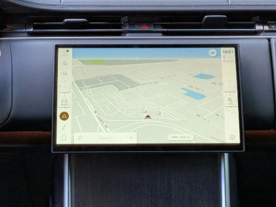 2025 Land Rover Range Rover P550e SE SWB