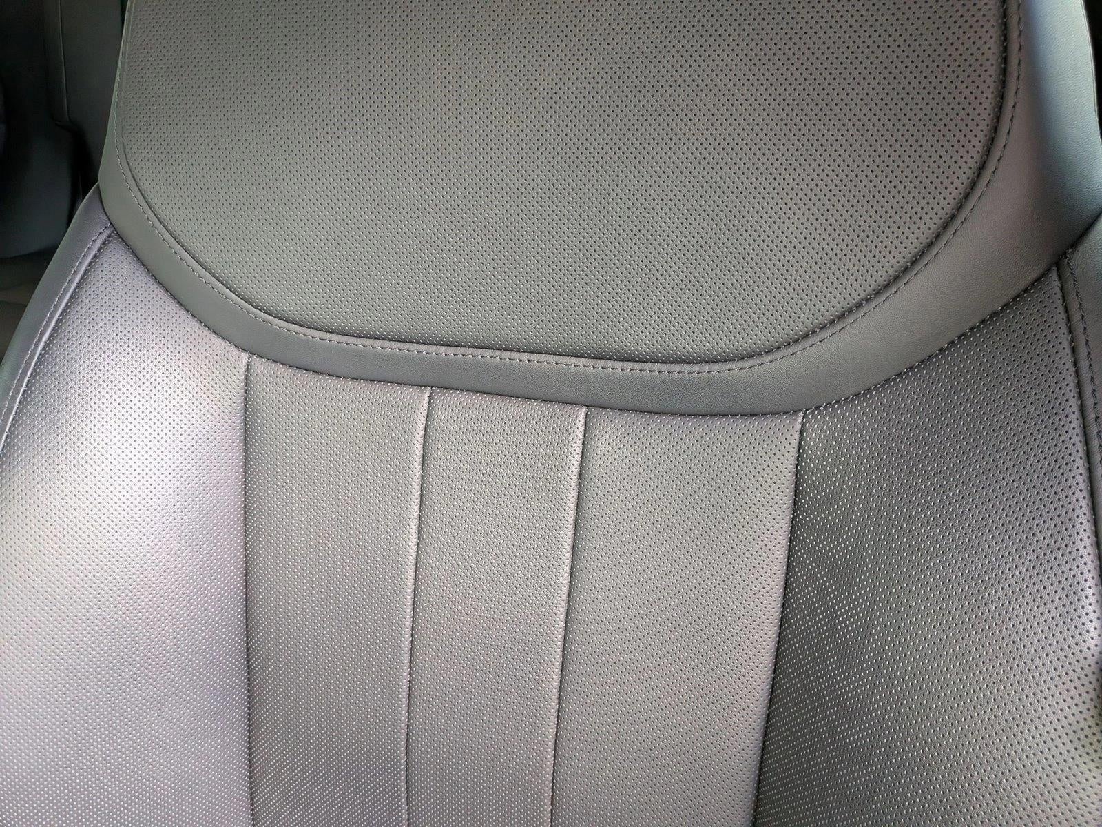 2025 Land Rover Range Rover P550e SE SWB