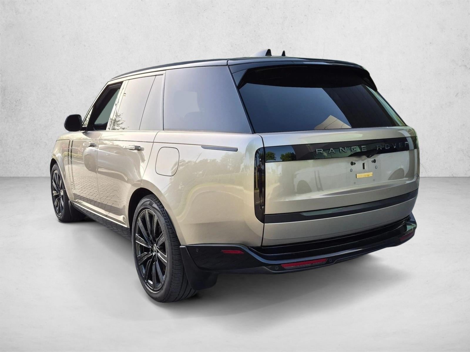 2025 Land Rover Range Rover P550e SE SWB