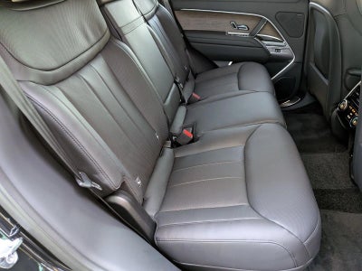 2025 Land Rover Range Rover P400 SE SWB