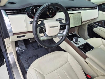 2024 Land Rover Range Rover P400 SE SWB