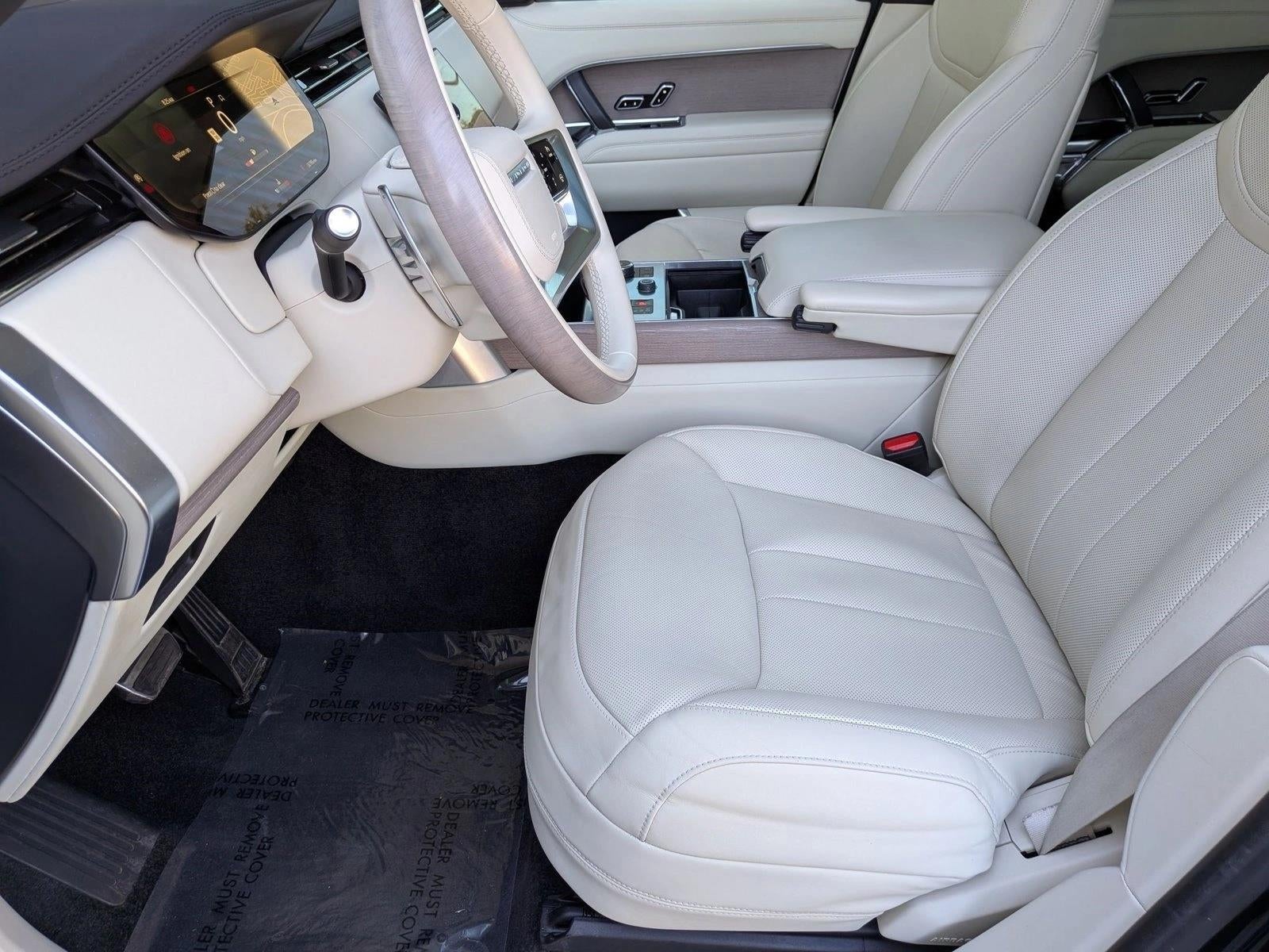 2023 Land Rover Range Rover P400 SE SWB