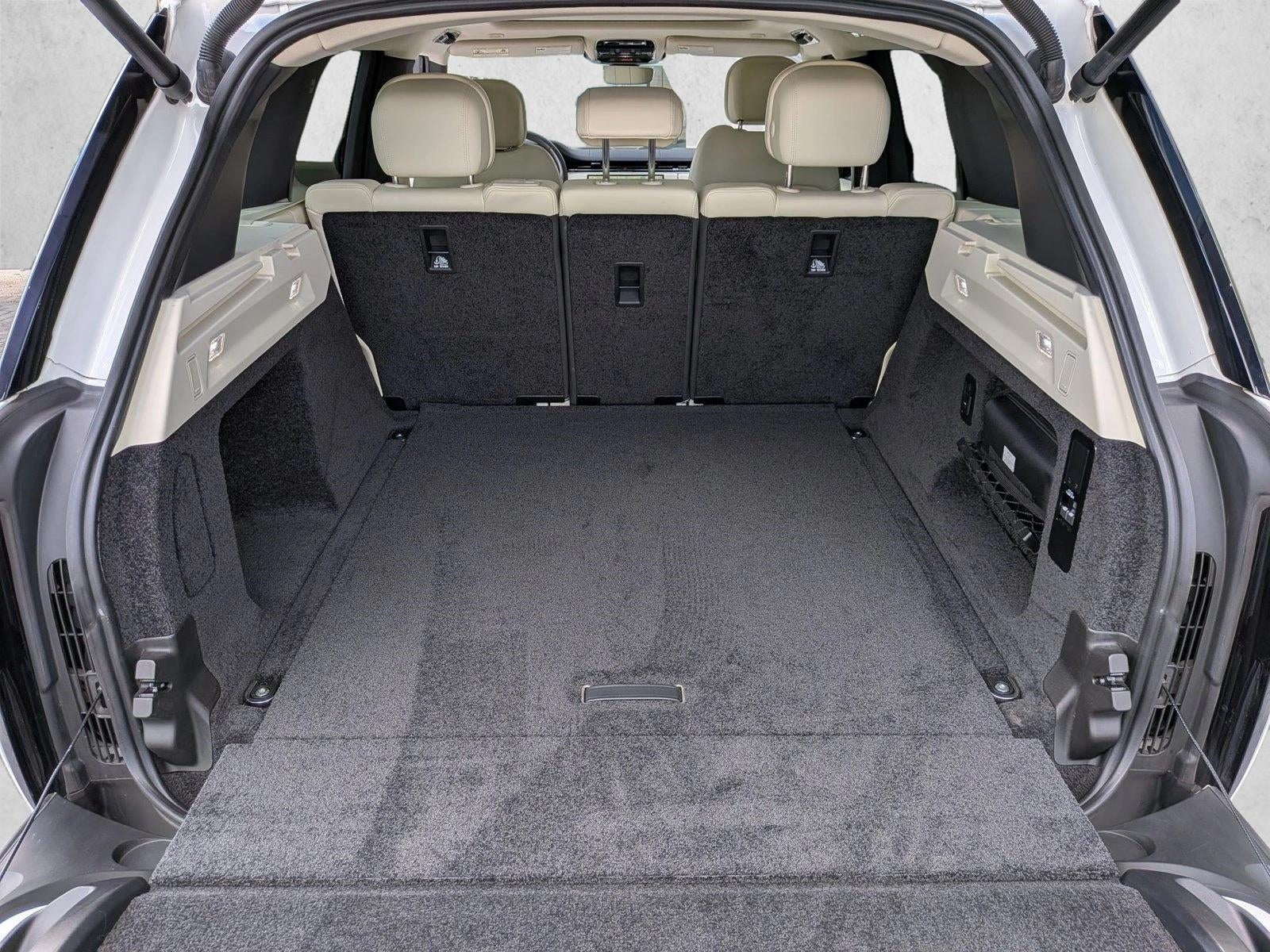 2023 Land Rover Range Rover P400 SE SWB