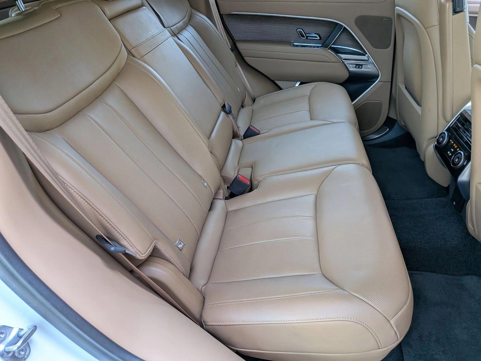 2024 Land Rover Range Rover P400 SE SWB