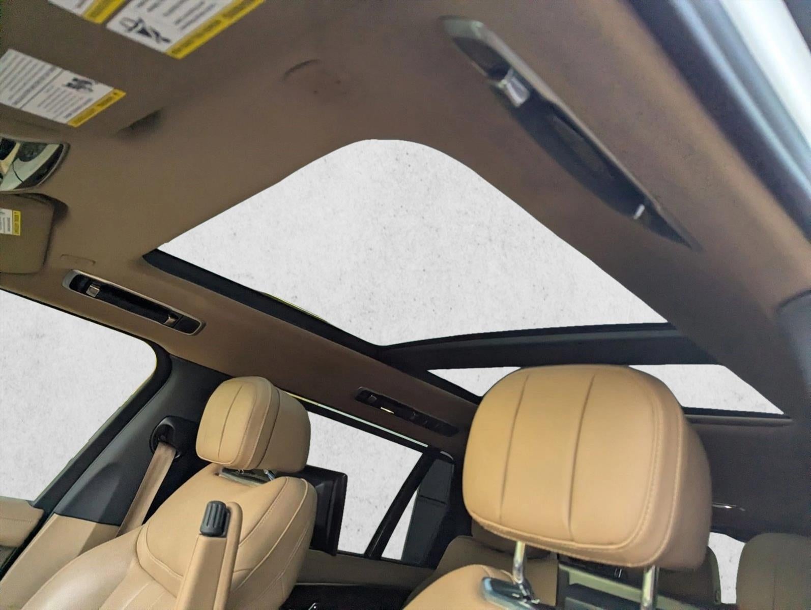 2023 Land Rover Range Rover P530 SE LWB 7 Seat