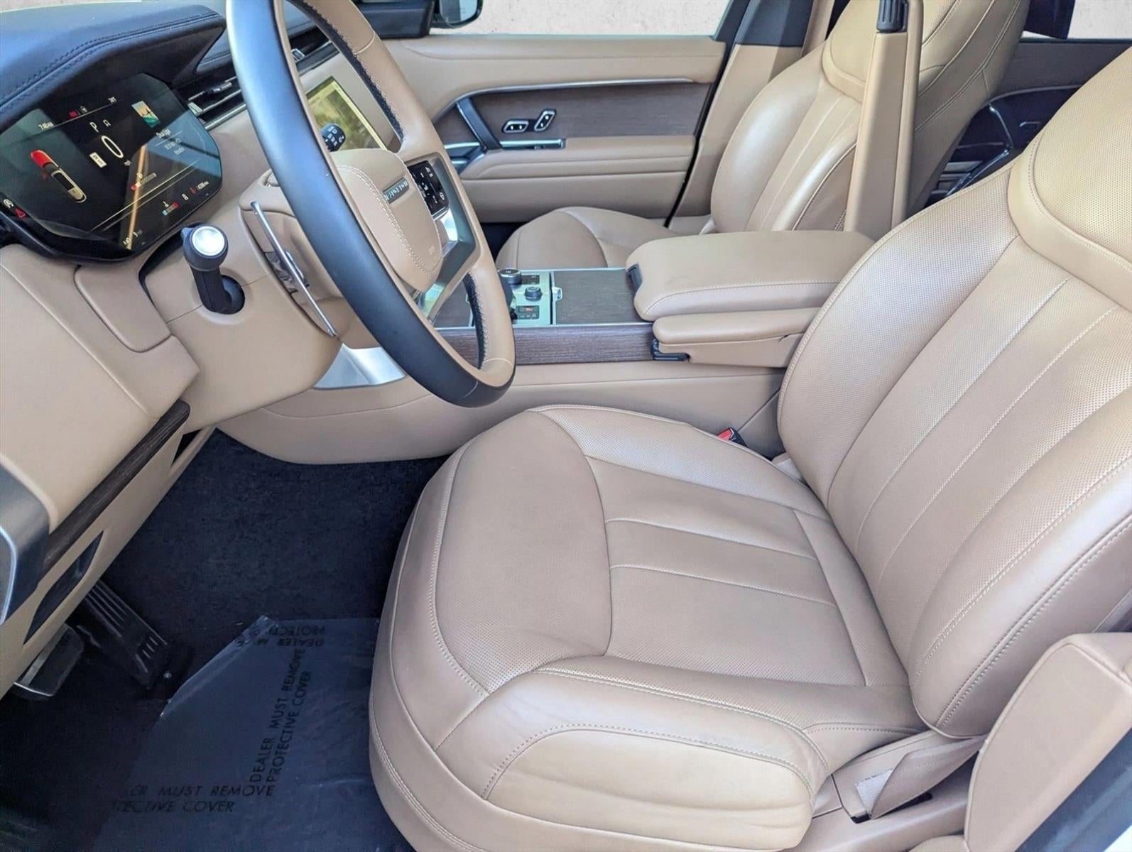 2023 Land Rover Range Rover P530 SE LWB 7 Seat