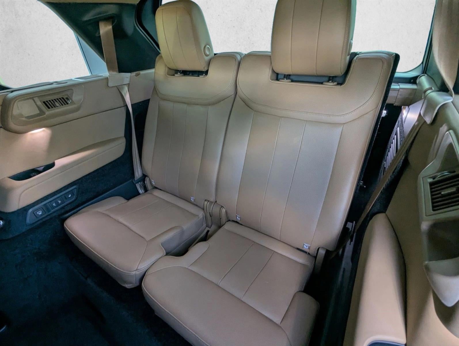 2023 Land Rover Range Rover P530 SE LWB 7 Seat