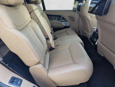 2023 Land Rover Range Rover P530 SE LWB 7 Seat