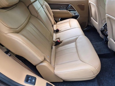 2026 Land Rover Range Rover P530 SE LWB 7 Seat