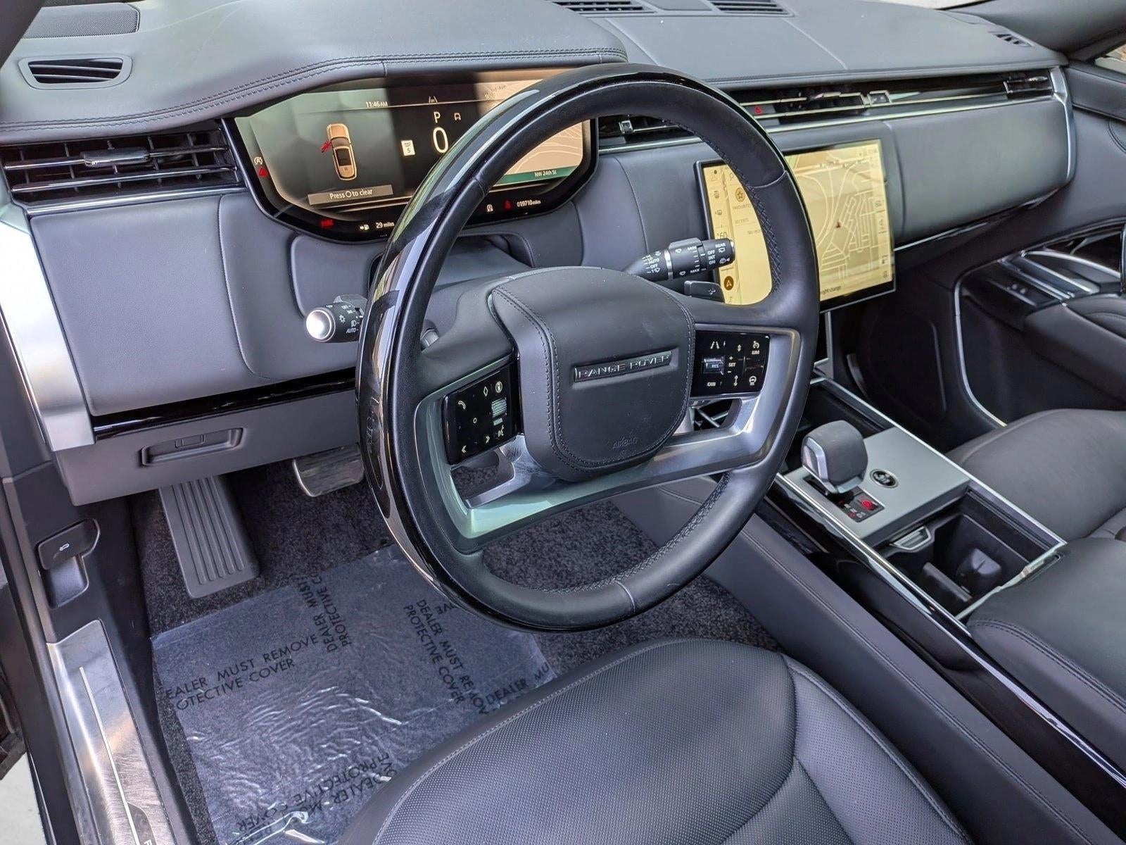 2024 Land Rover Range Rover P530 SE LWB 7 Seat