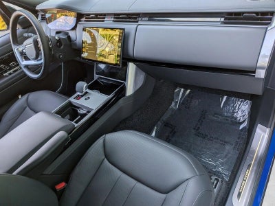 2025 Land Rover Range Rover P400 SE LWB 7 Seat