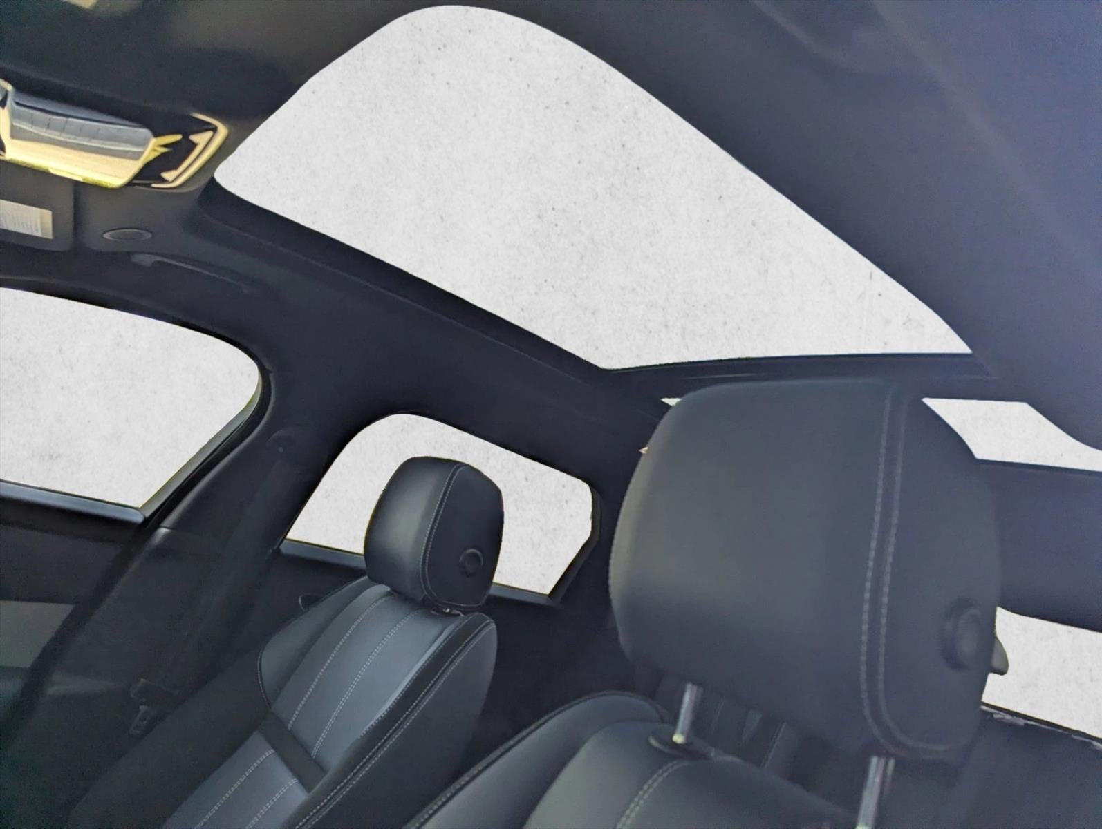 2023 Land Rover Range Rover Velar P340 R-Dynamic S