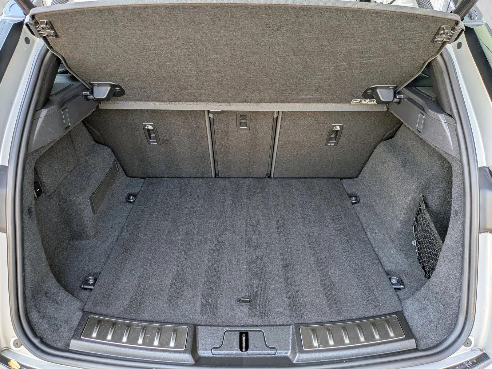 2026 Land Rover Range Rover Evoque Dynamic SE AWD *Ltd Avail*