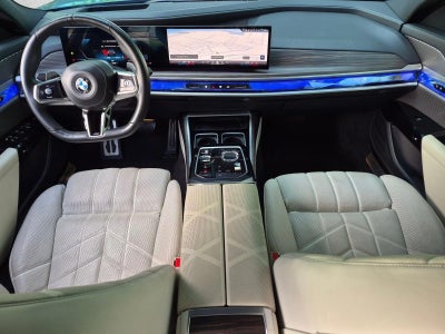 2023 BMW 760i xDrive Sedan