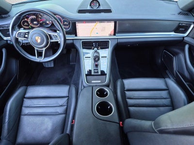 2018 Porsche Panamera RWD