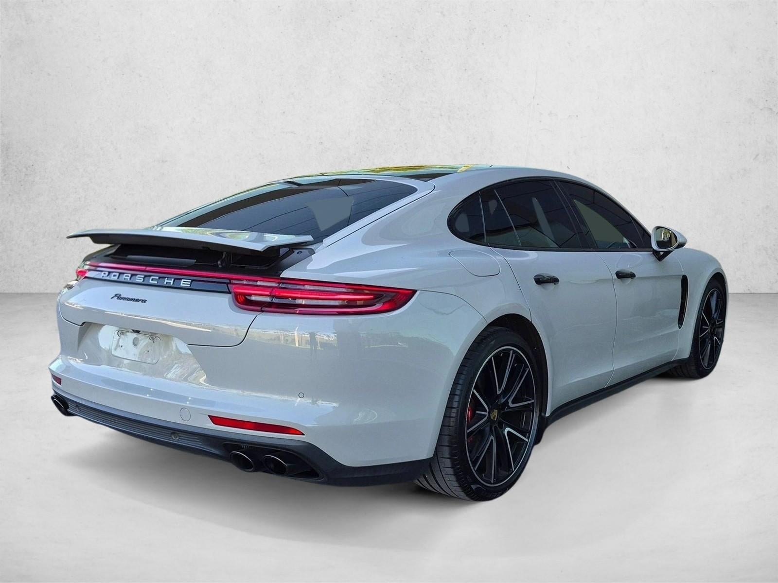 2018 Porsche Panamera RWD