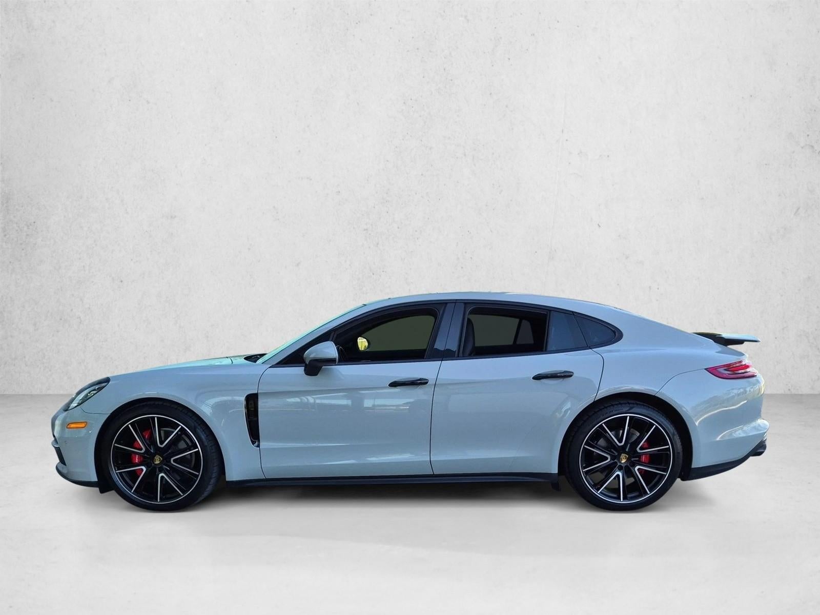 2018 Porsche Panamera RWD