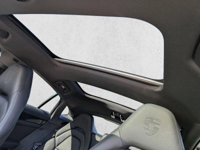 2023 Porsche Panamera 4 Platinum Edition AWD