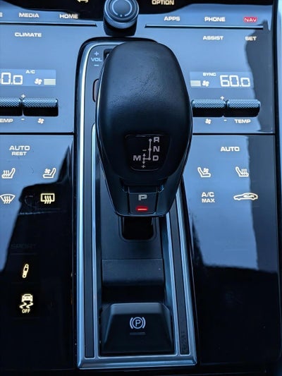 2023 Porsche Panamera 4 Platinum Edition AWD