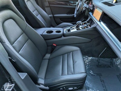 2023 Porsche Panamera 4 Platinum Edition AWD