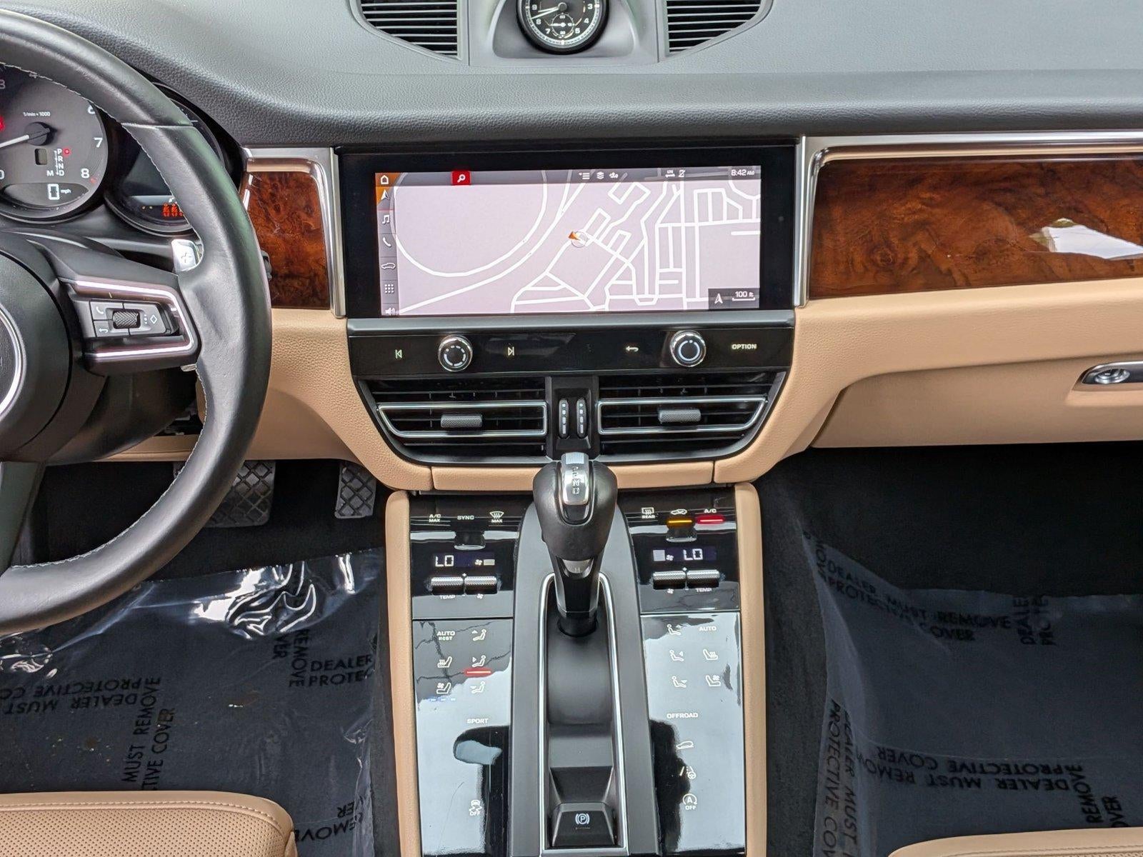 2023 Porsche Macan AWD