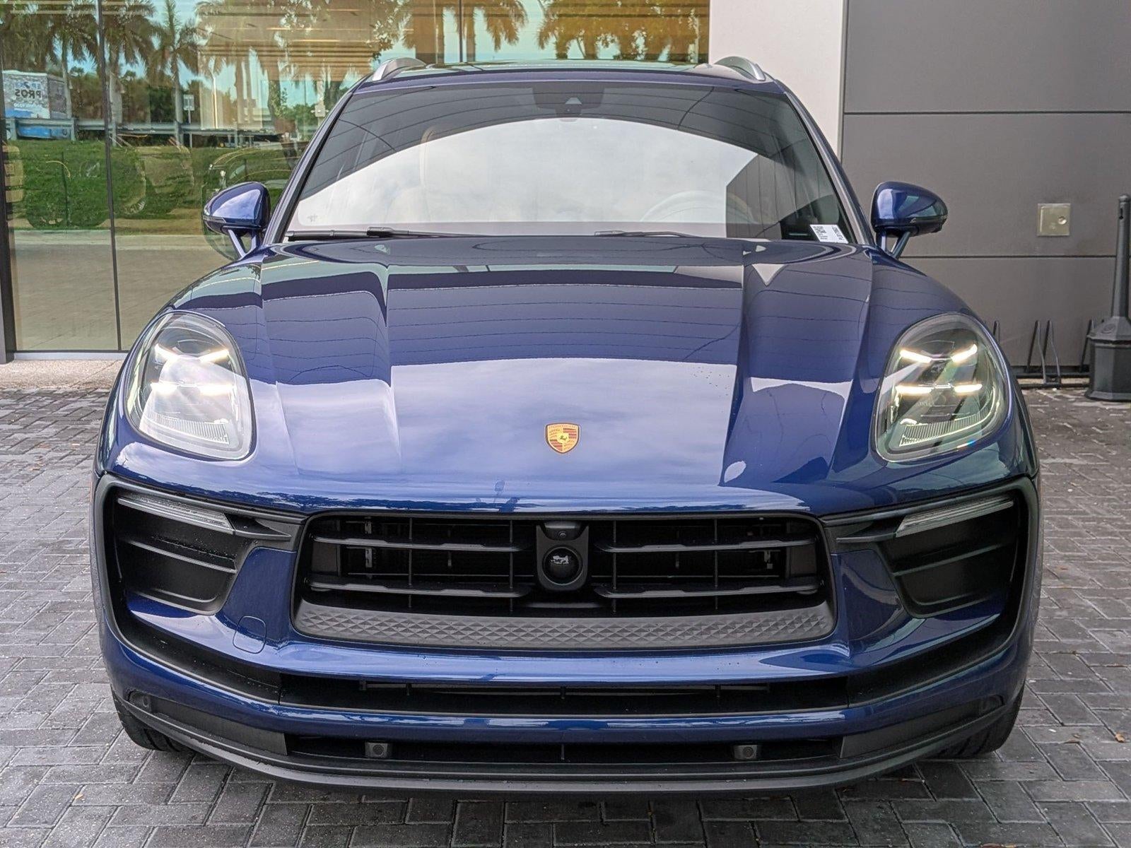 2023 Porsche Macan AWD