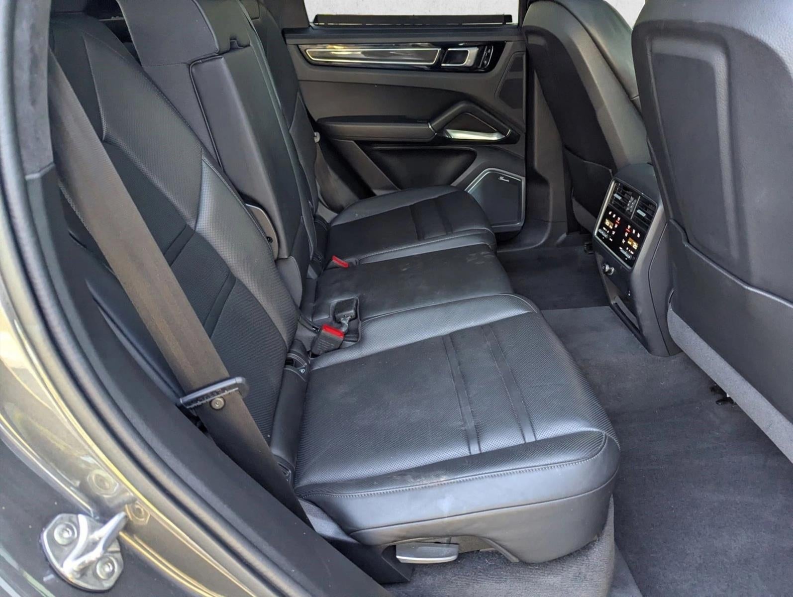 2021 Porsche Cayenne Turbo AWD