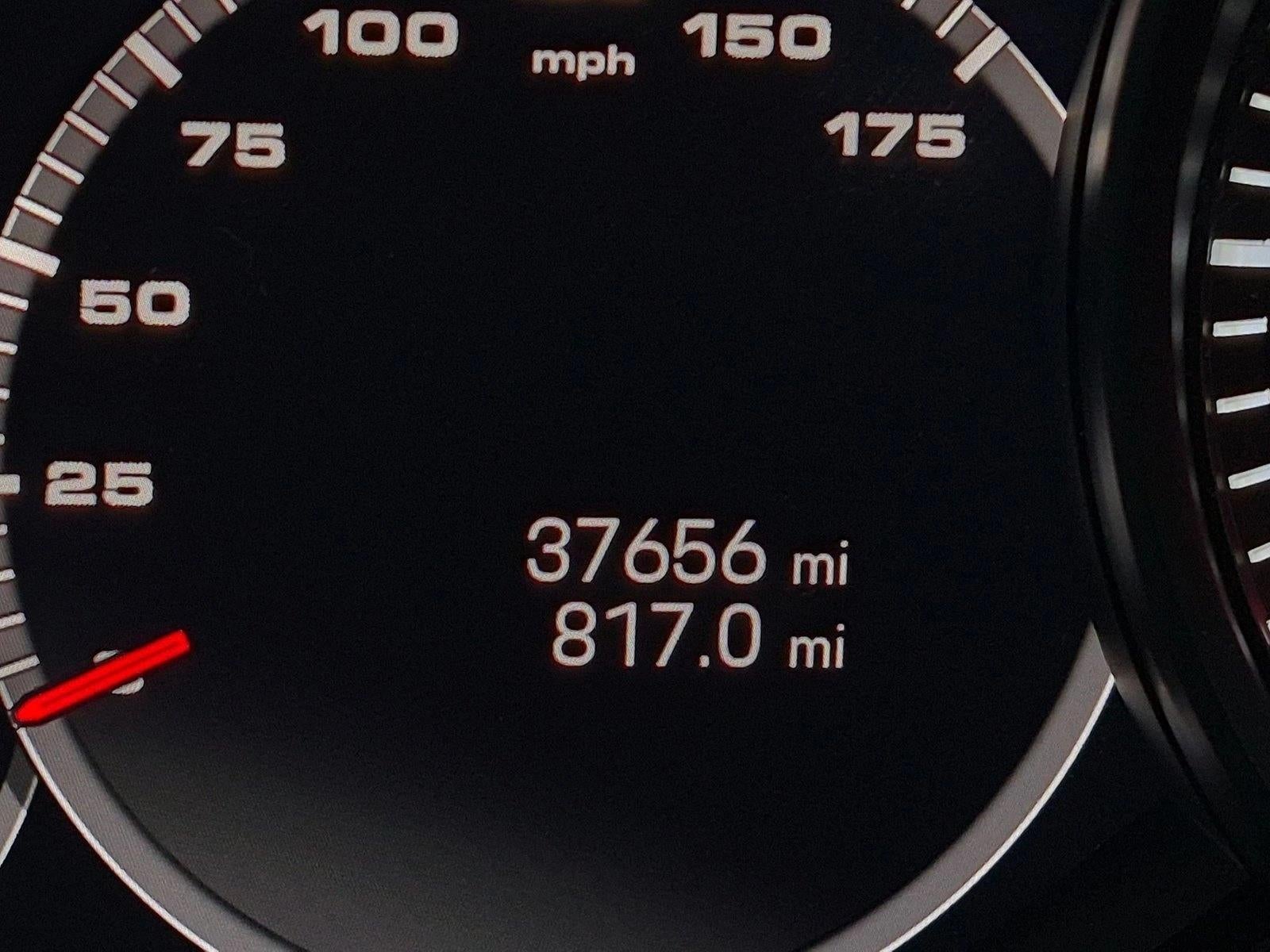 2023 Porsche Cayenne Platinum Edition Coupe AWD
