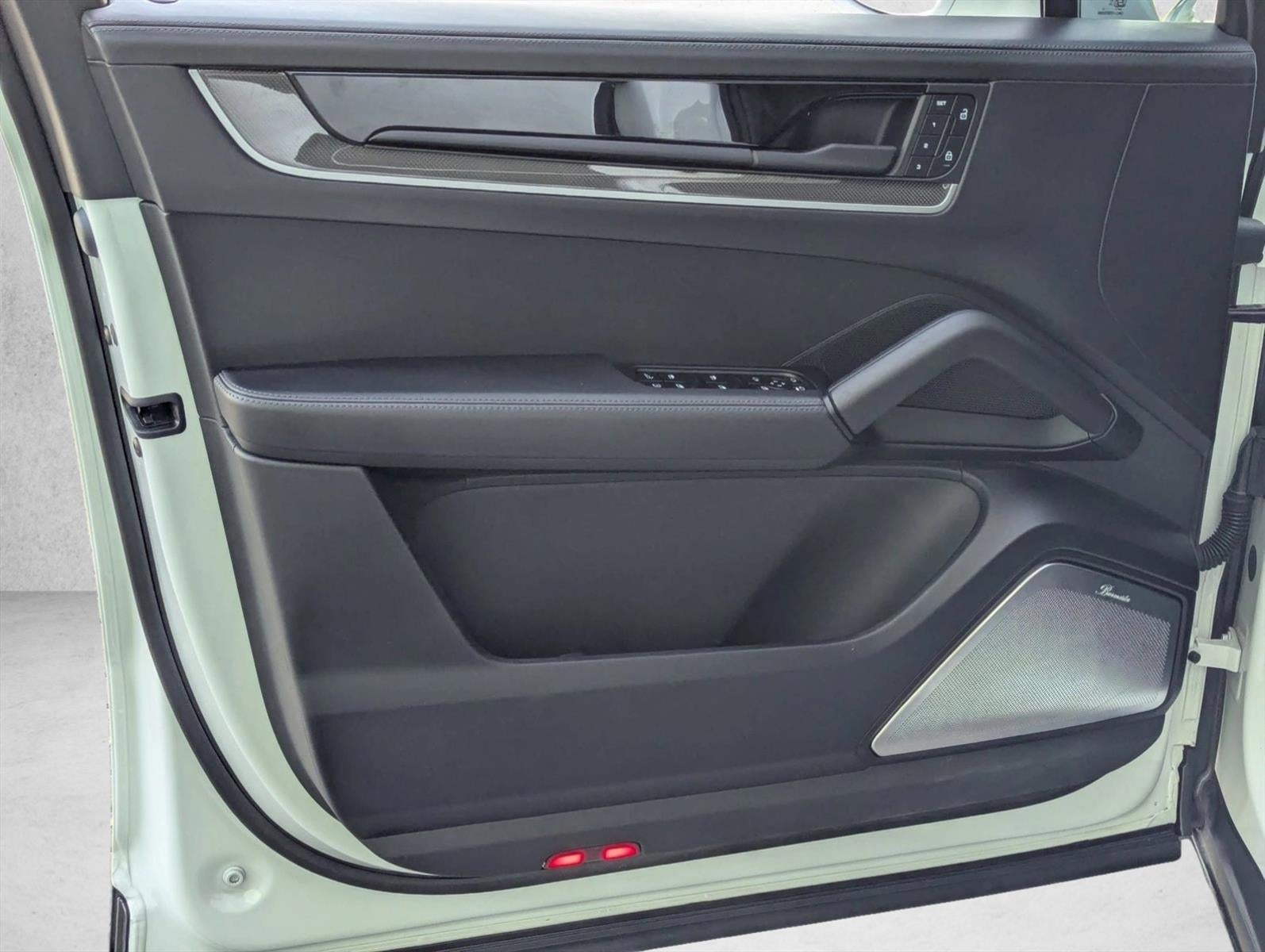 2024 Porsche Cayenne Turbo E-Hybrid Coupe AWD