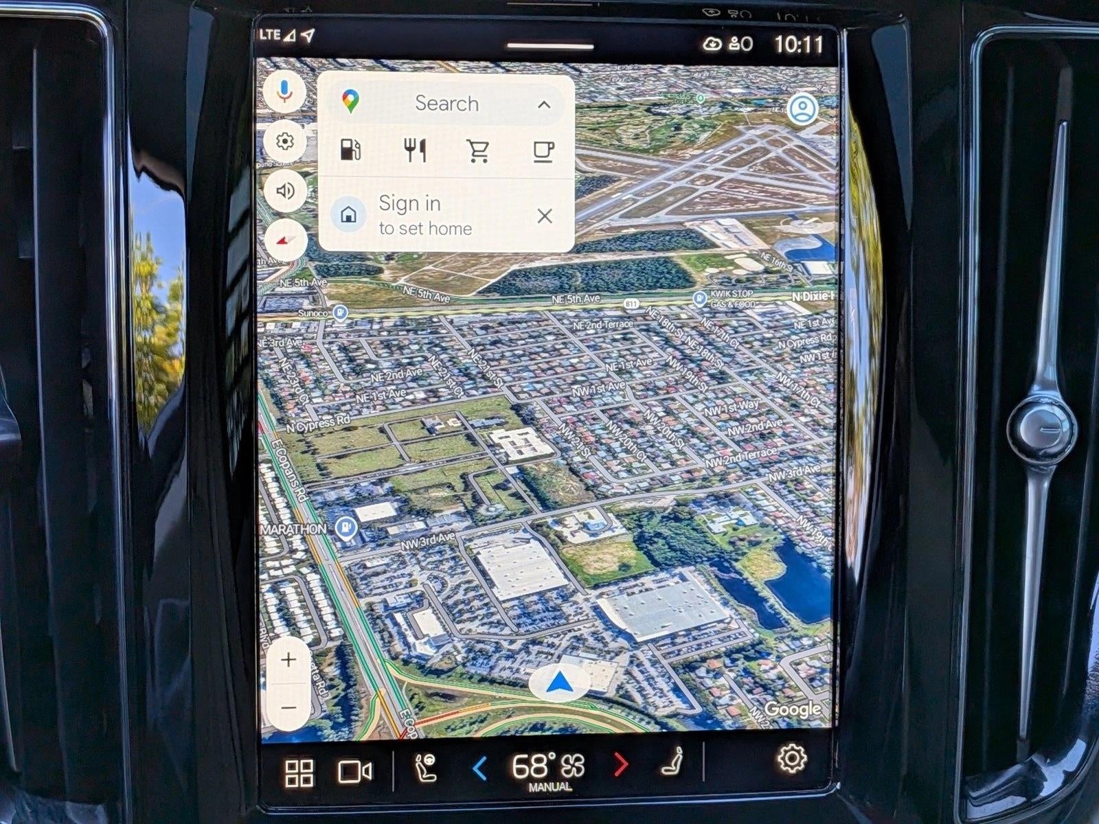 2025 Volvo XC60 B5 AWD Plus