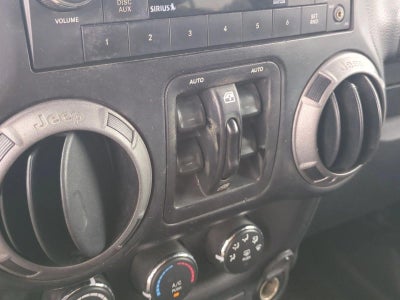 2015 Jeep Wrangler Unlimited 4WD 4dr Sport