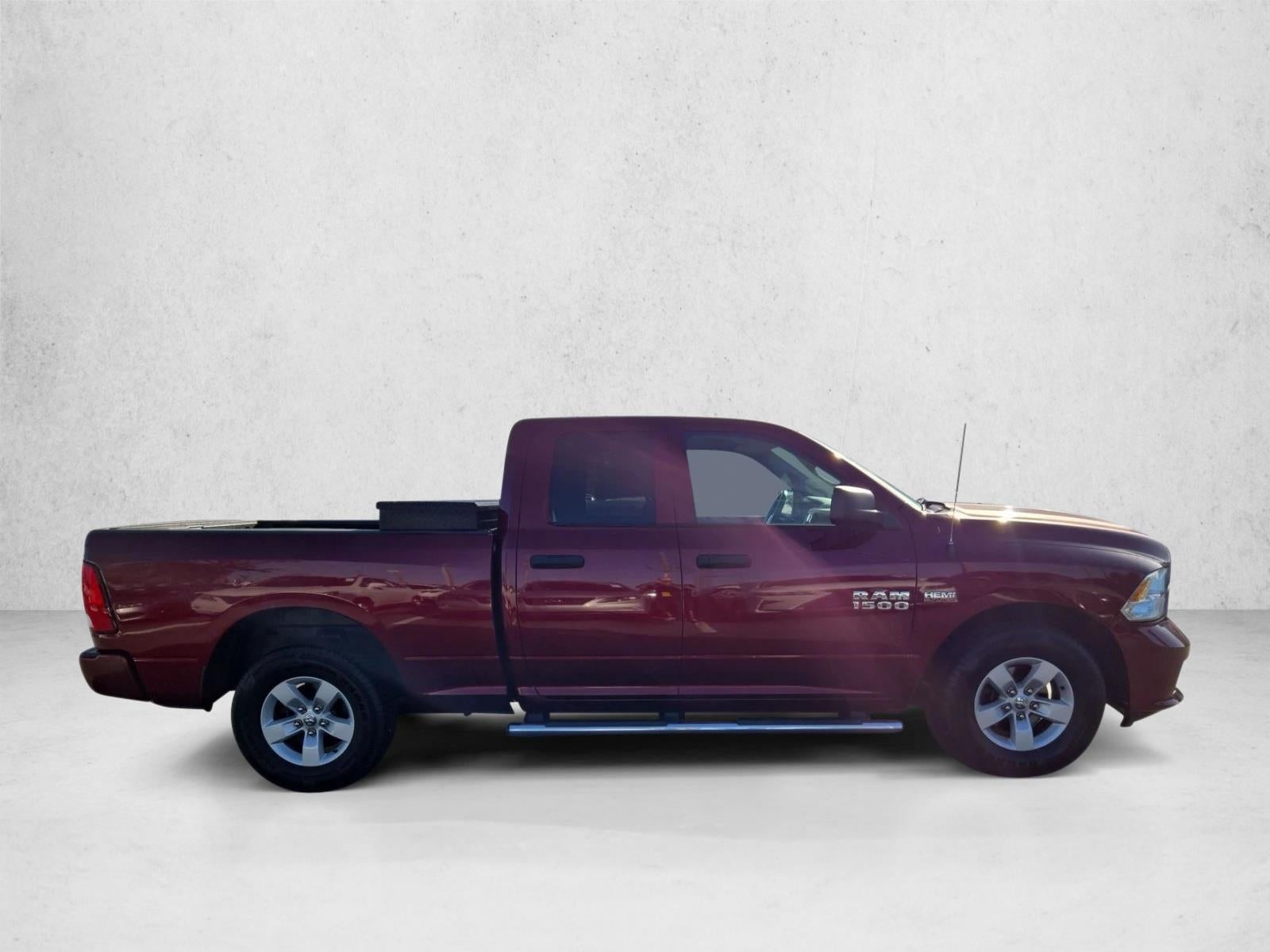 2018 RAM 1500 Express 4x2 Quad Cab 6'4" Box