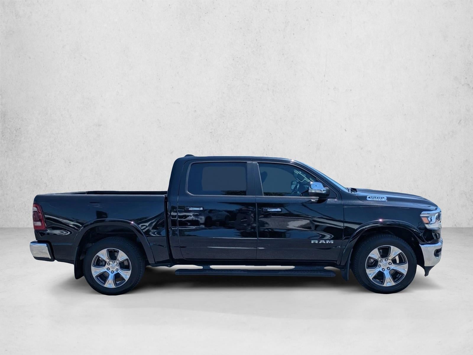 2019 RAM 1500 Laramie 4x2 Crew Cab 5'7" Box