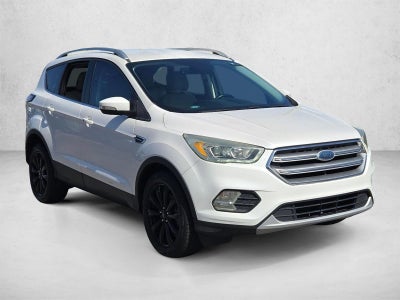 2017 Ford Escape Titanium FWD