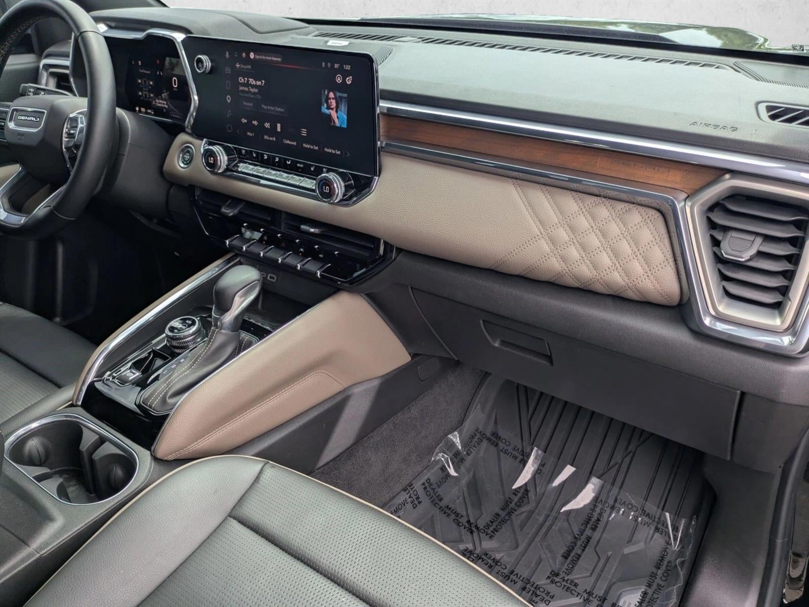 2023 GMC Canyon Crew Cab Short Box 4-Wheel Drive Denali