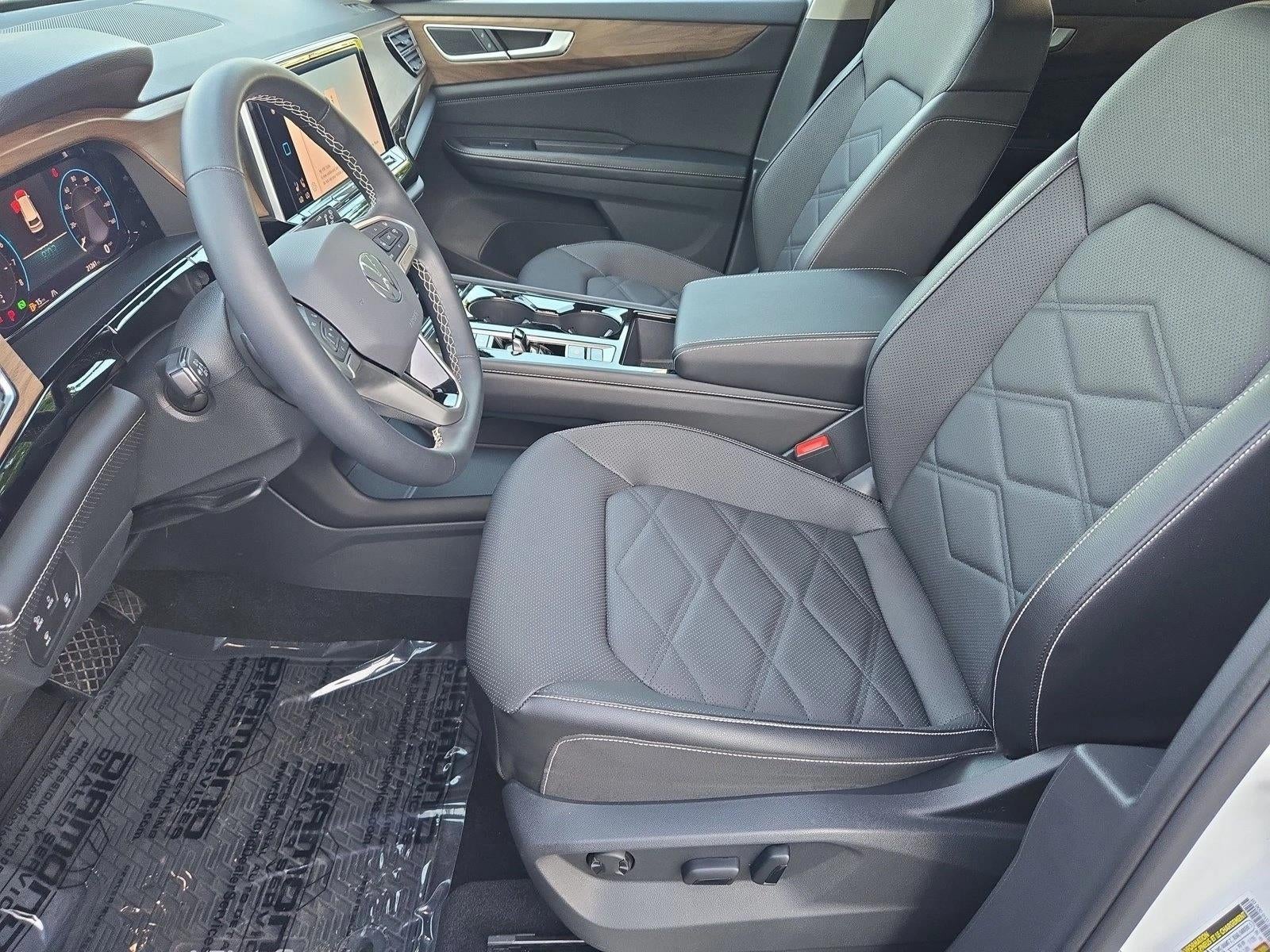 2024 Volkswagen Atlas 2.0T SE w/Technology FWD