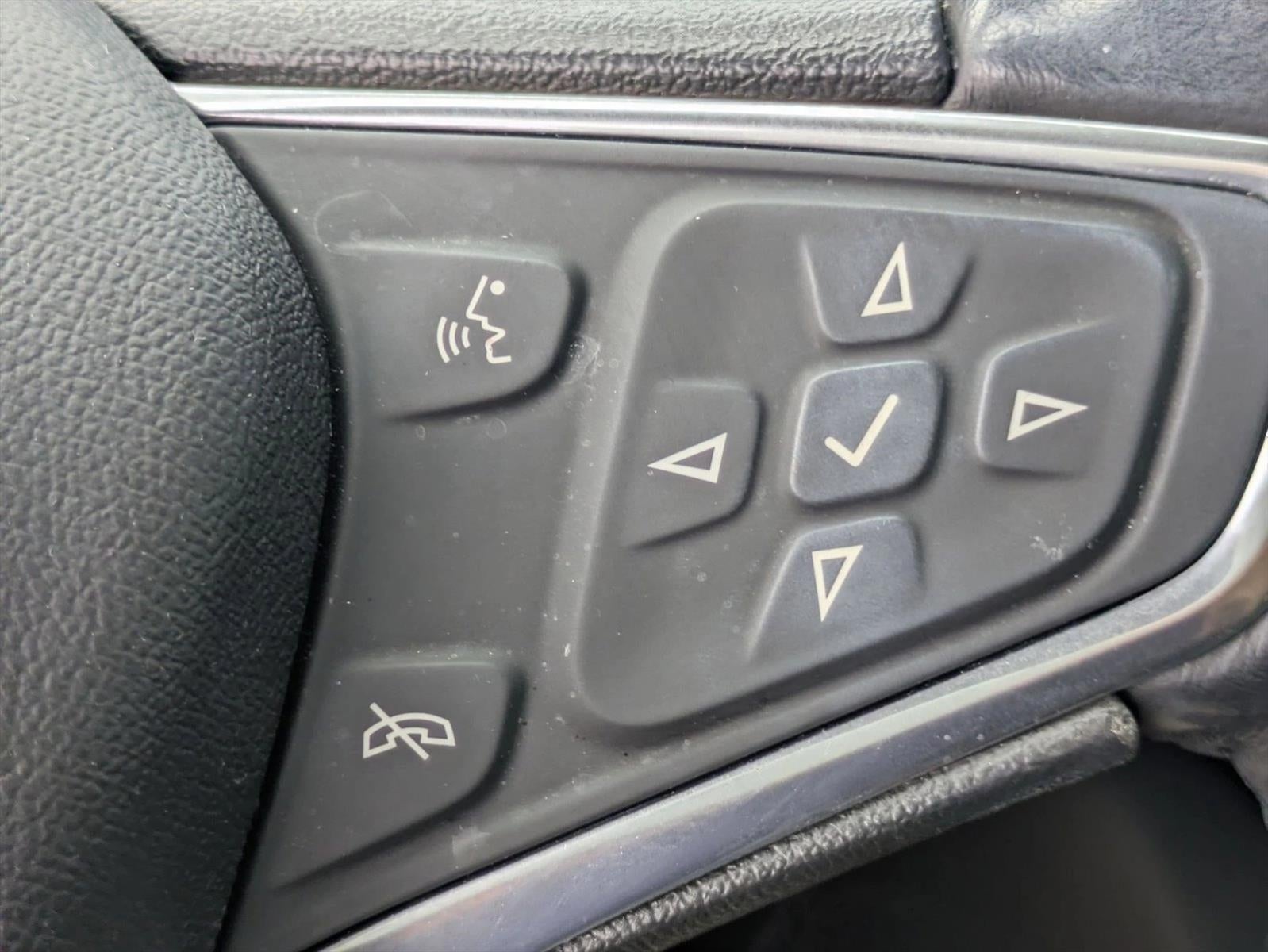 2020 Chevrolet Equinox FWD LT