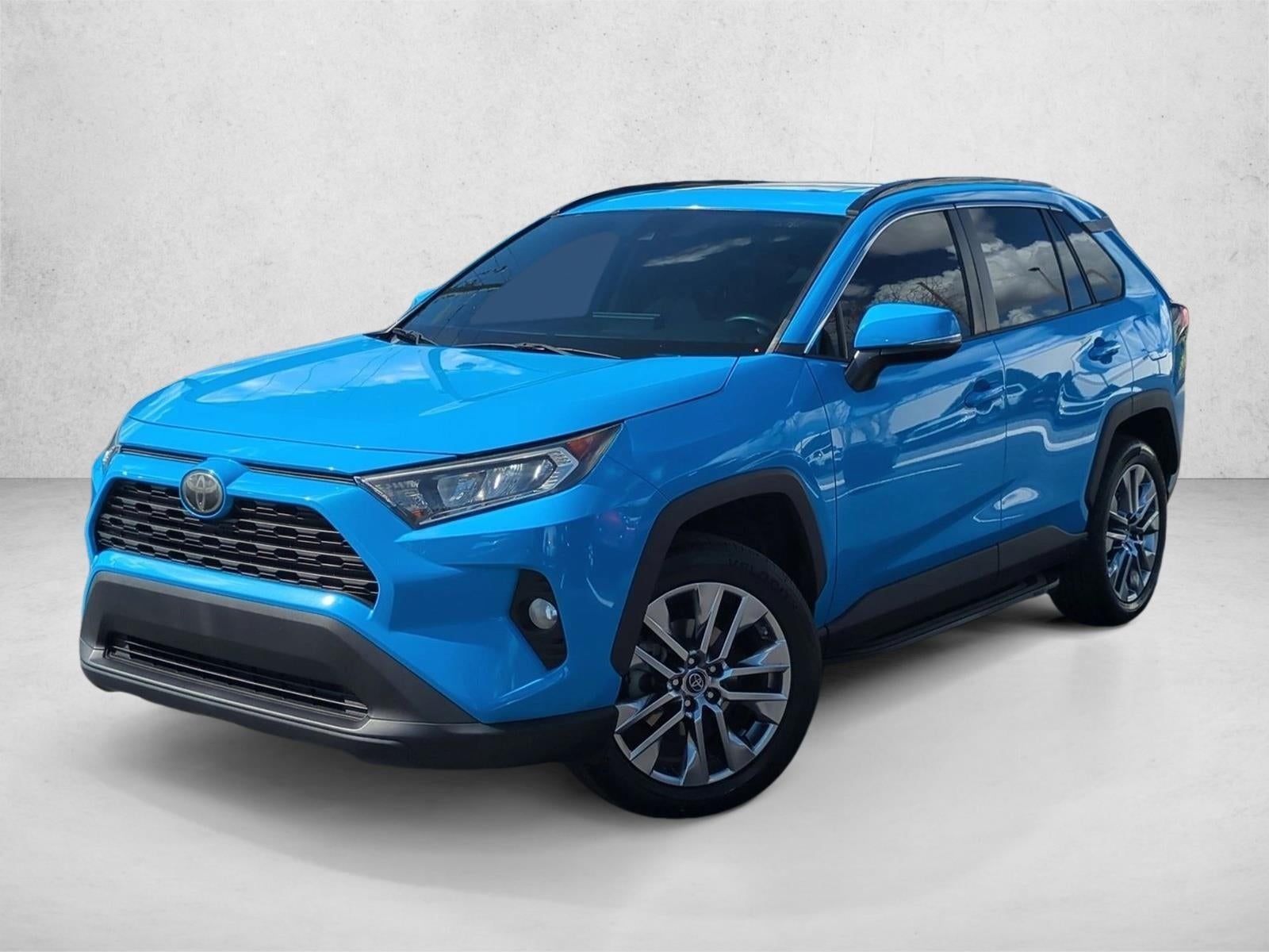 2019 Toyota RAV4 XLE Premium FWD (Natl)
