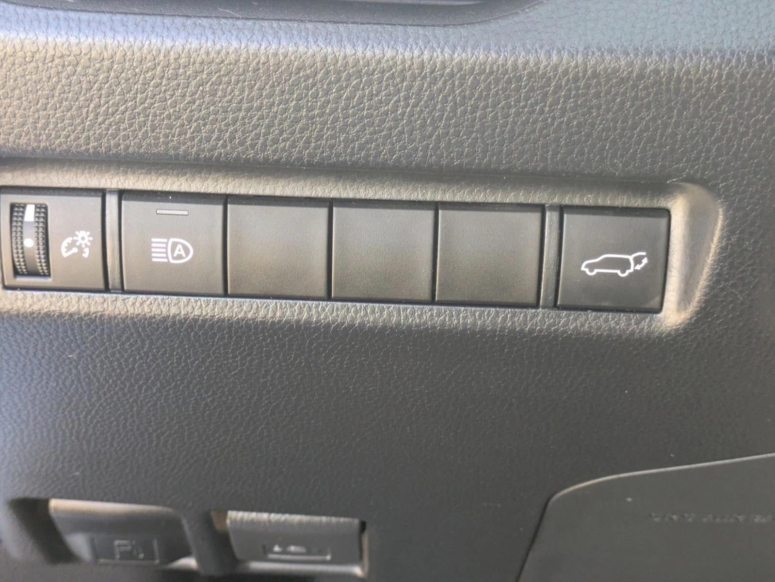 2019 Toyota RAV4 XLE Premium FWD (Natl)