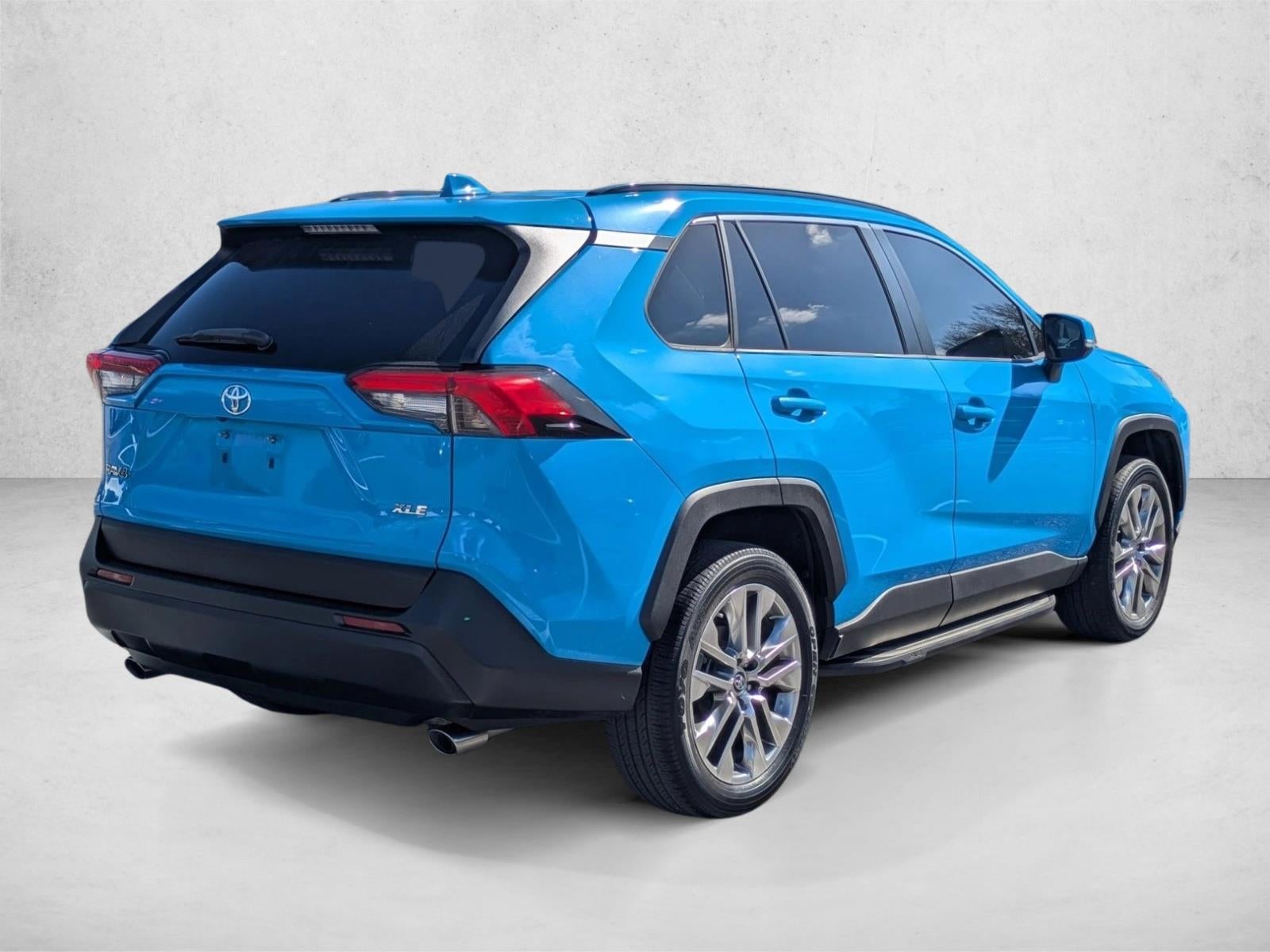 2019 Toyota RAV4 XLE Premium FWD (Natl)
