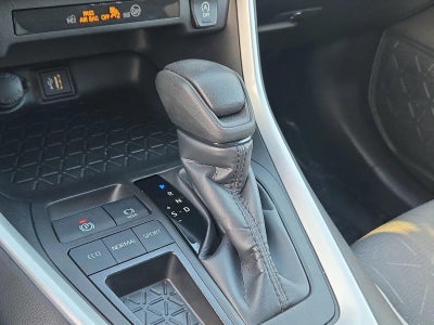 2024 Toyota RAV4 XLE FWD (GS)