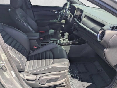 2022 Kia Forte GT-Line IVT