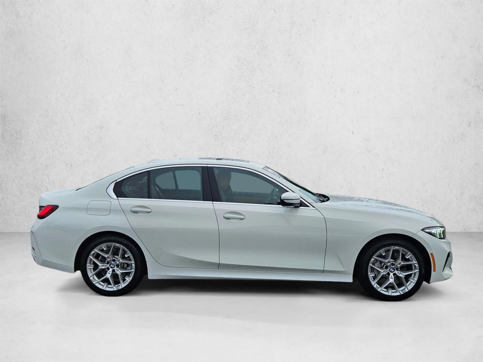 2025 BMW 330i Sedan