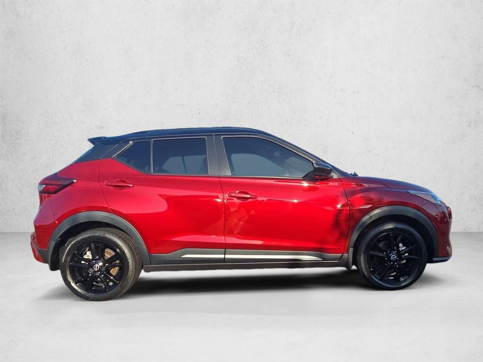 2024 Nissan Kicks SR FWD