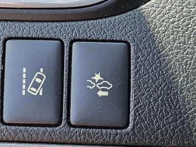 2017 Toyota Camry Hybrid XLE CVT (Natl)